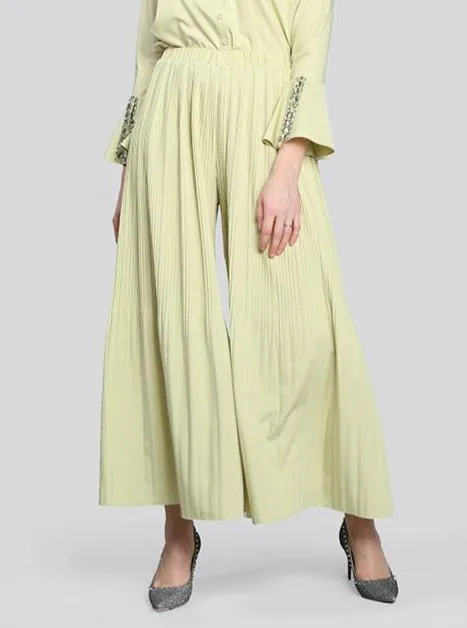 2104013- Wide Leg Pleated Palazzo Pants
