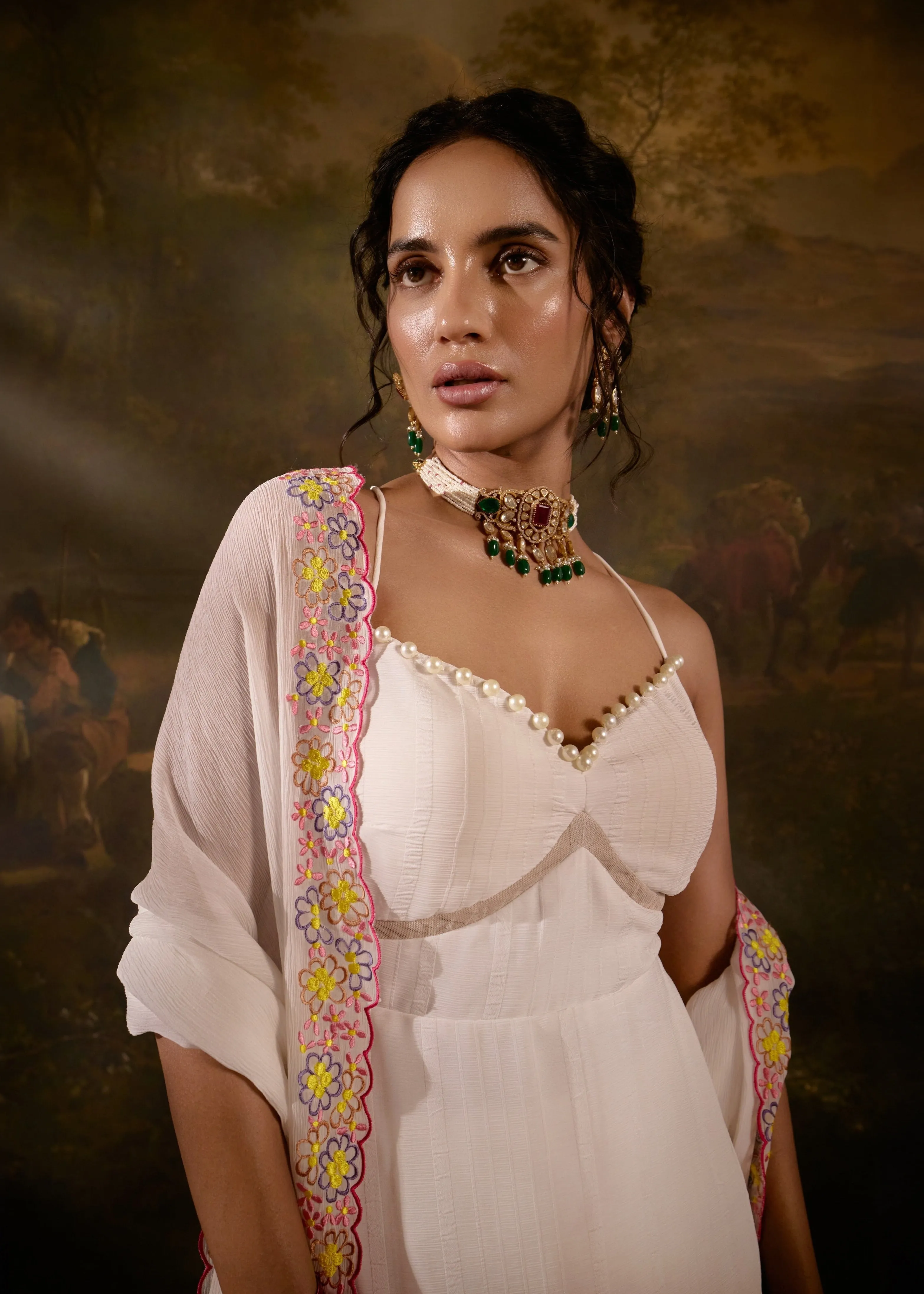 Aadyasha White Floral Embroidered Kurta Set
