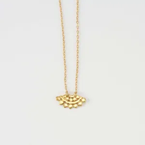 AMILIA FLORAL FAN NECKLACE