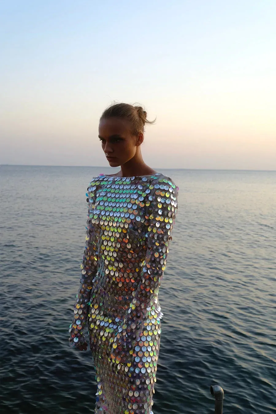 Backless Long Sleeve Sequins Dresses