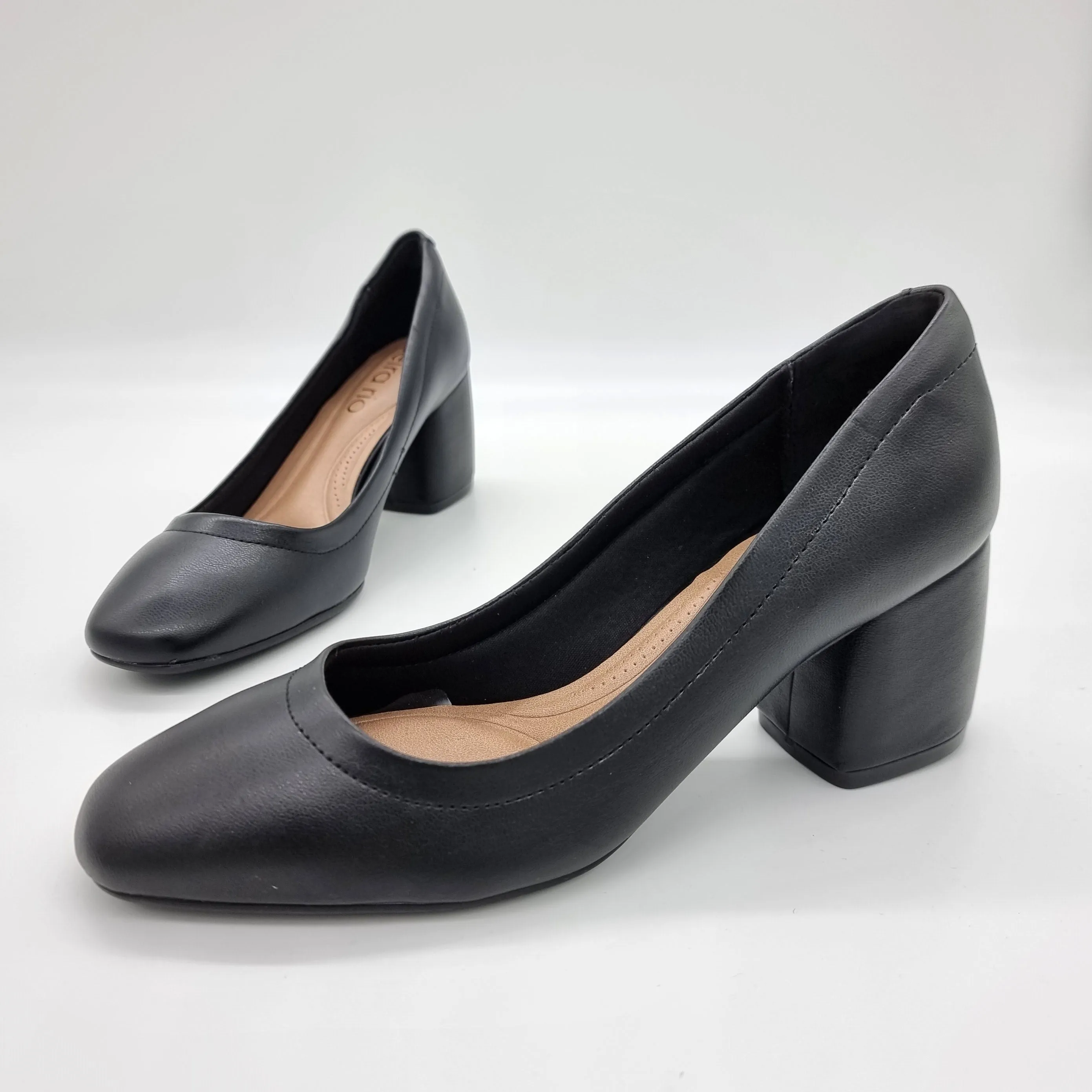 Beira Rio 4304-100 Block Heel Pump in Black Napa
