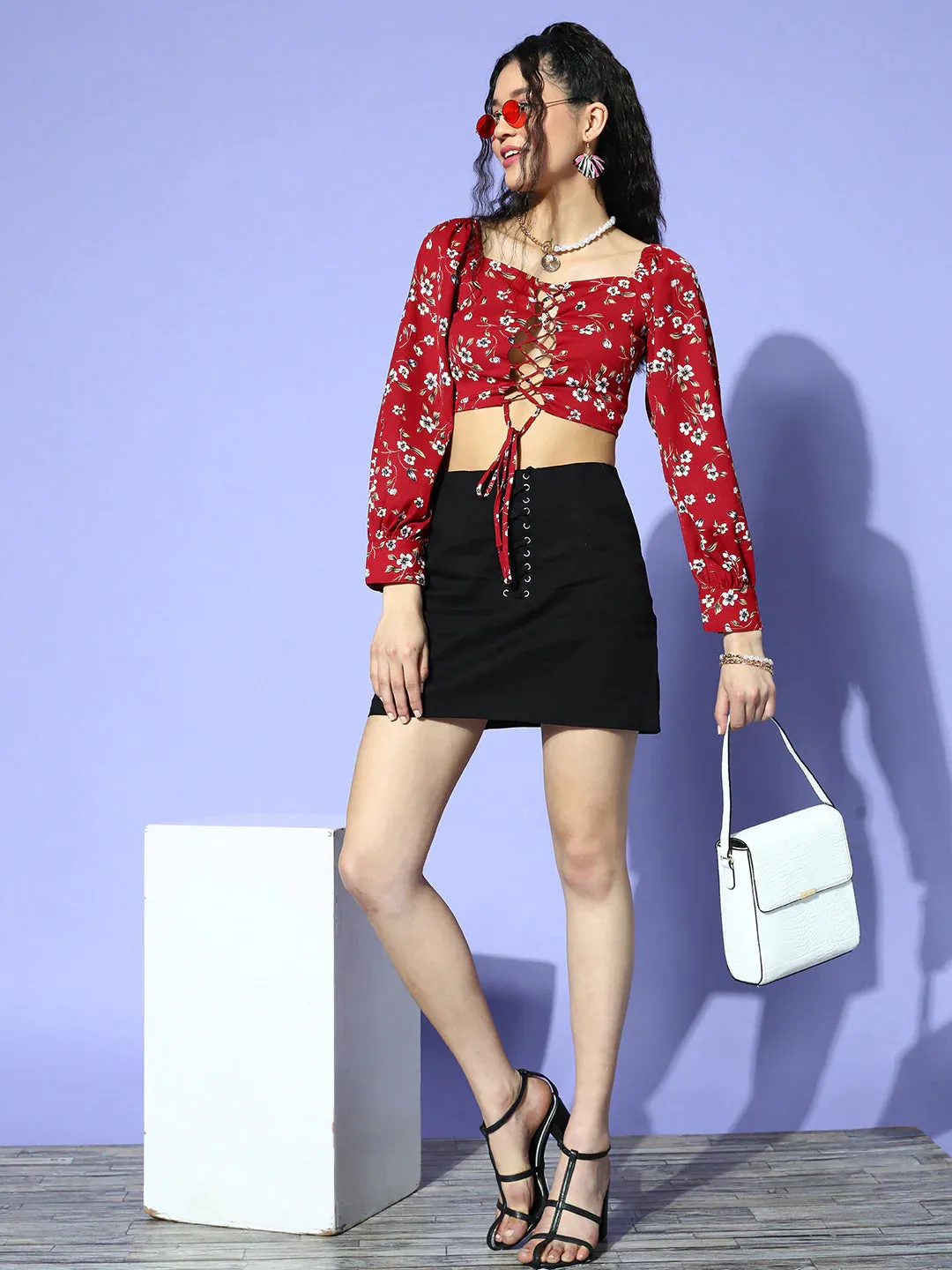 Berrylush Women Red & White Floral Printed Sweetheart Neck Front Lace-Up Crepe Cropped Top