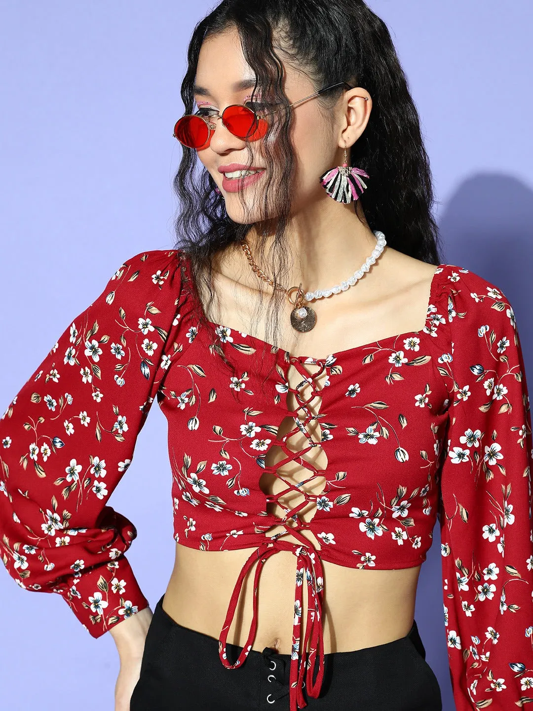 Berrylush Women Red & White Floral Printed Sweetheart Neck Front Lace-Up Crepe Cropped Top
