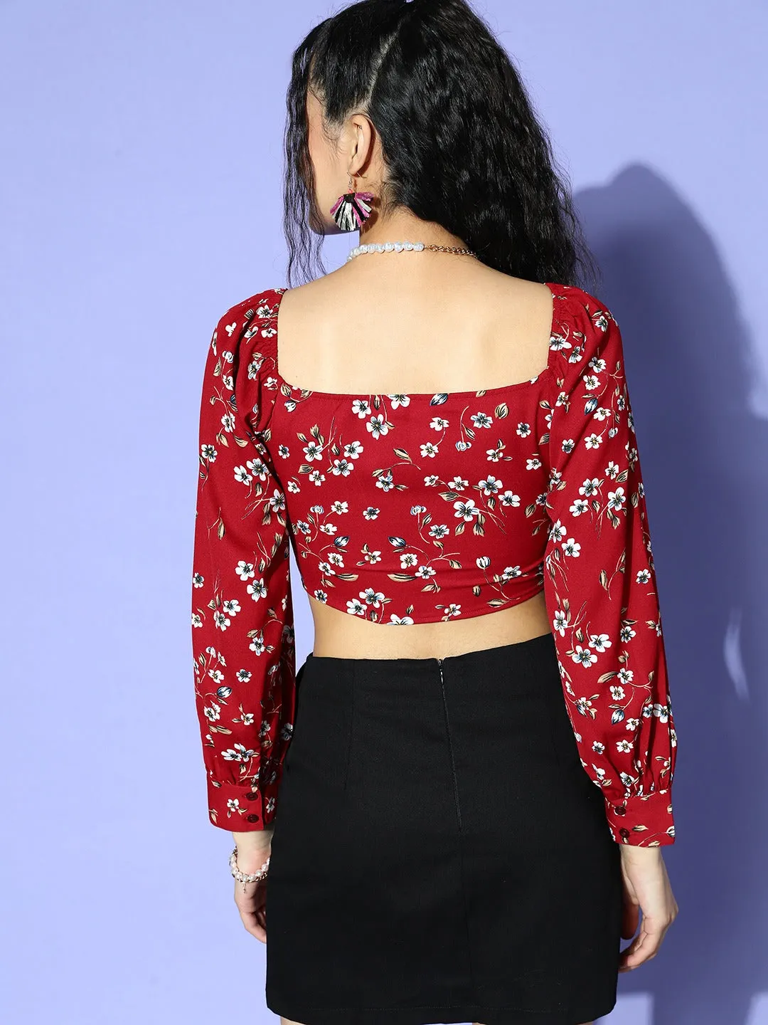 Berrylush Women Red & White Floral Printed Sweetheart Neck Front Lace-Up Crepe Cropped Top
