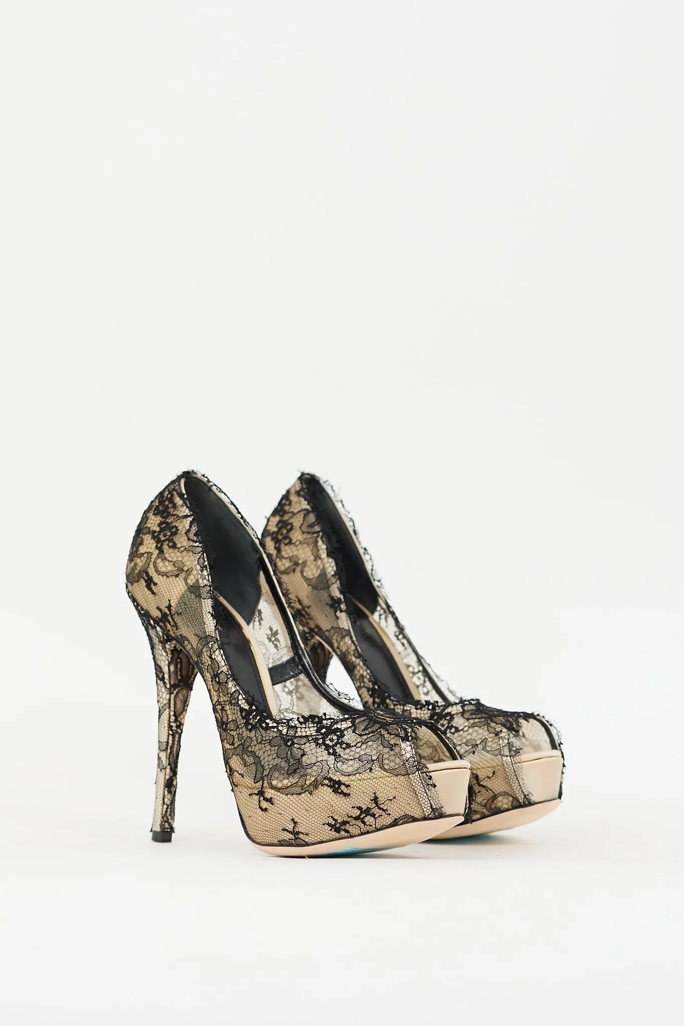 Black & Cream Lace Platform Pump