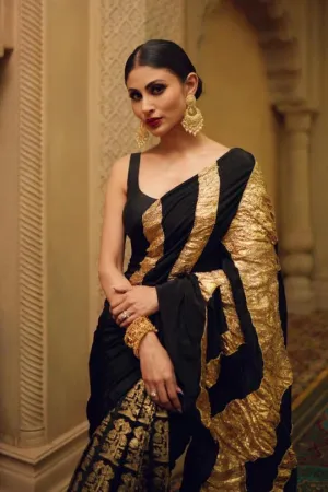 Black Bunch Of Birds Crinkle Gota Sari