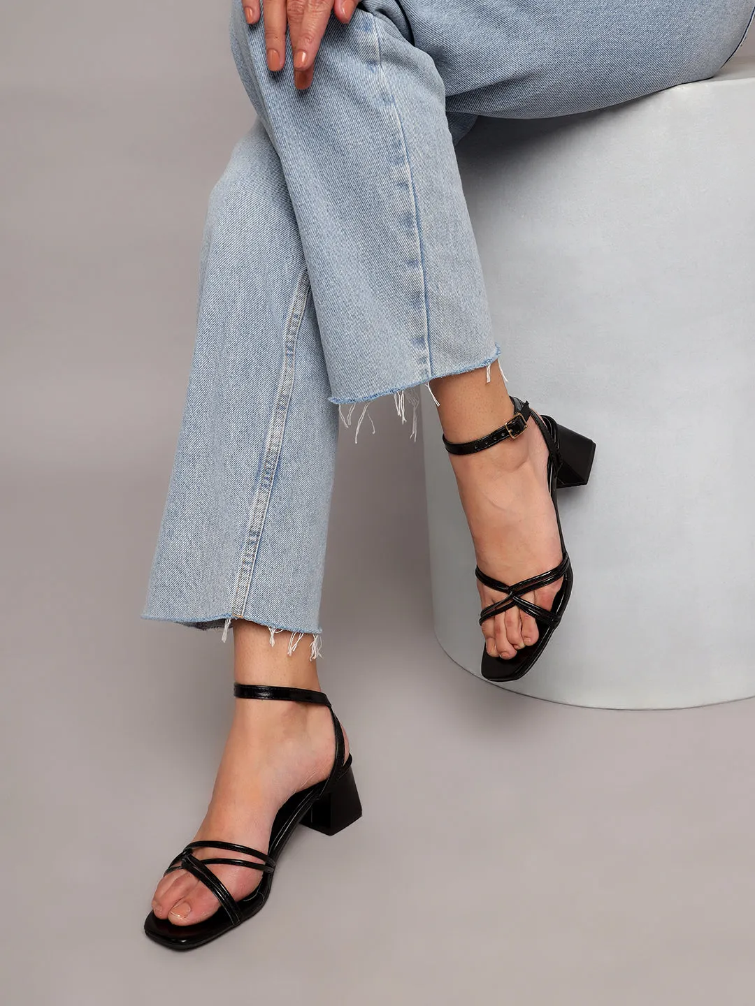 Black PU Stylish Buckle Block Sandals (TC-NK-002-BLKMET)