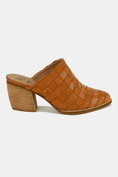 Caramel Woven Checkerboard Block Heel Bohemian Mule Shoes