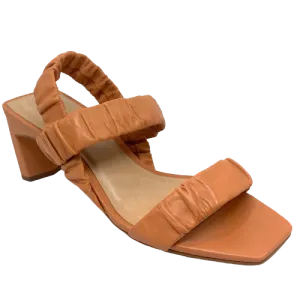 Carrano ruched leather heels (Soft Orange)