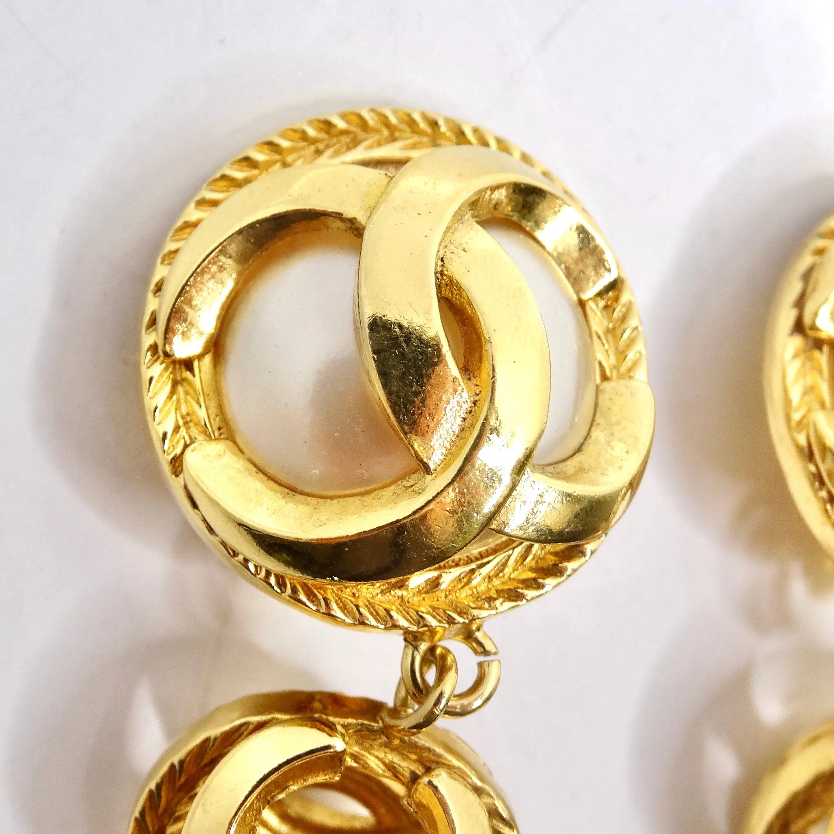 Chanel 1980s Gold Tone Pearl Drop Earrings