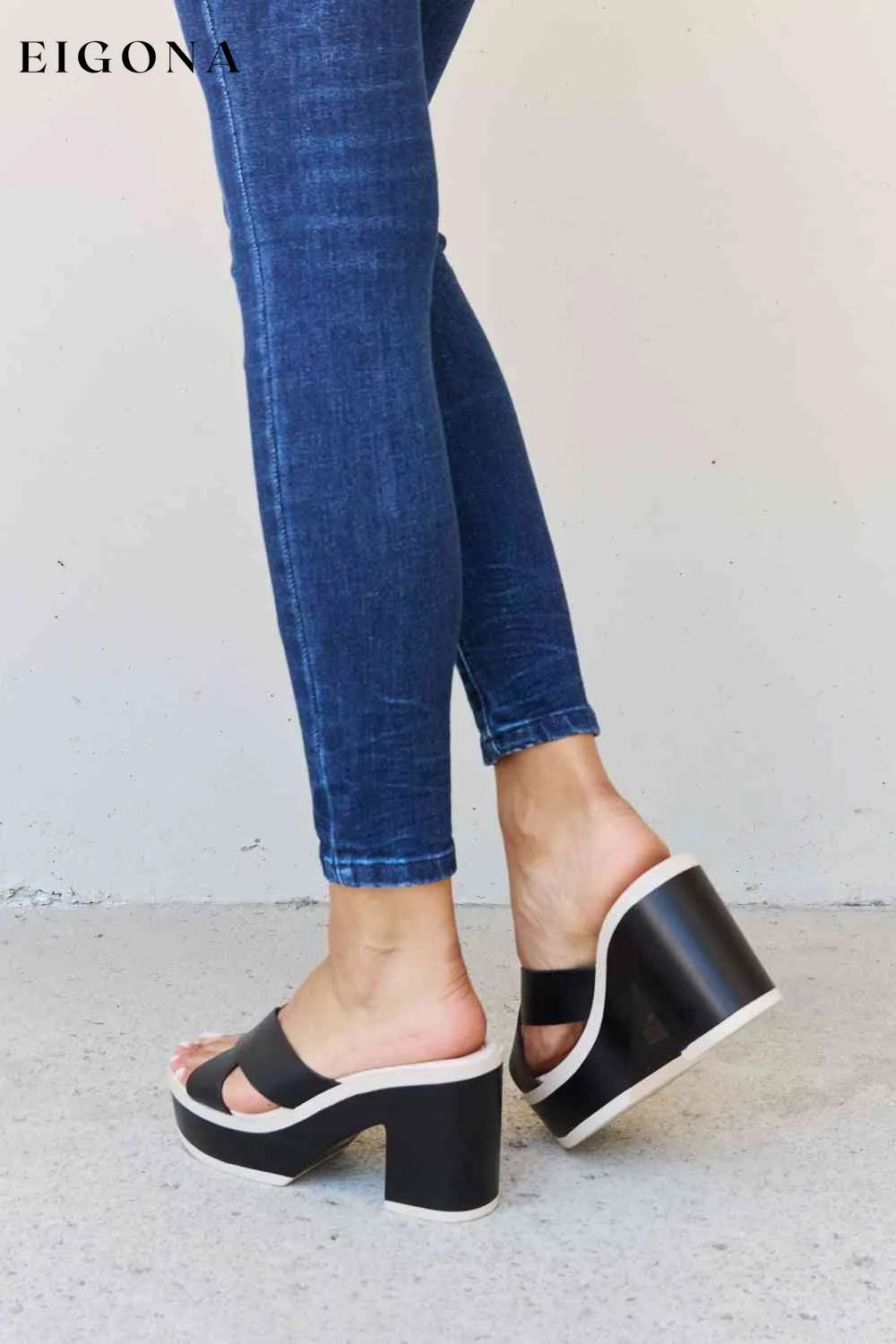 Cherish The Moments Contrast Platform Sandals in Black