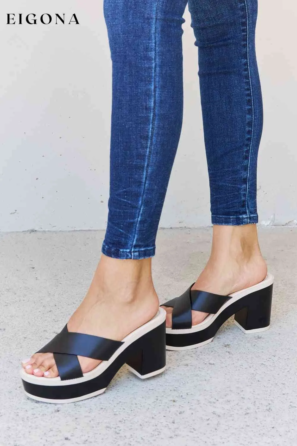 Cherish The Moments Contrast Platform Sandals in Black
