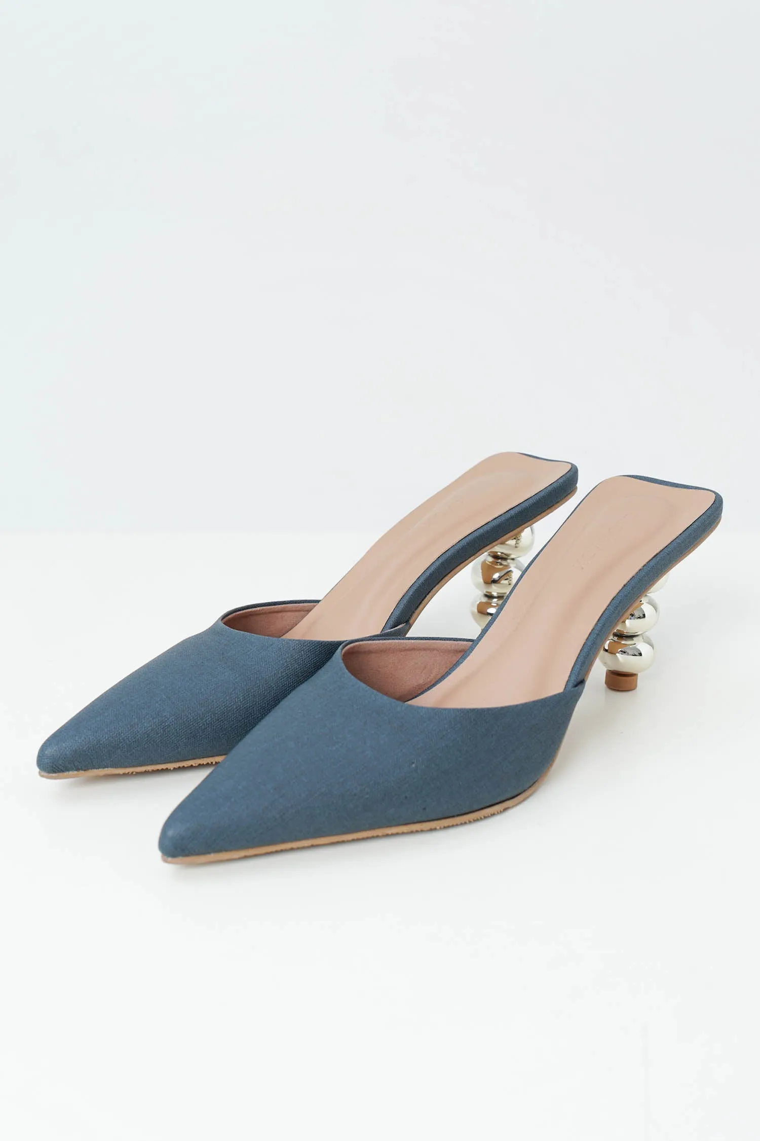Cove Heels In Navy