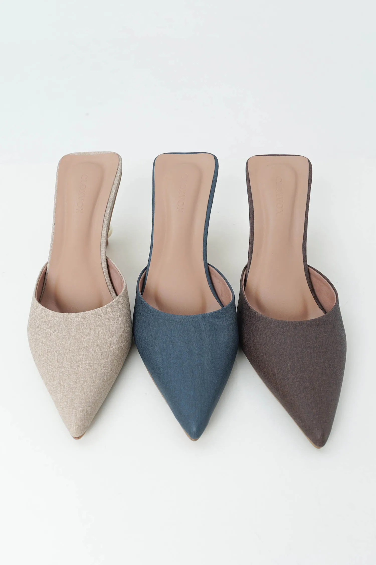 Cove Heels In Navy