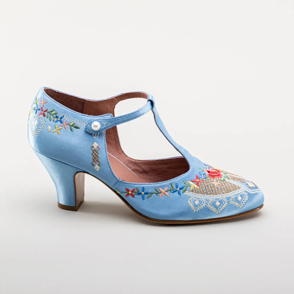 Daisy Women's Embroidered T-Straps (Blue)