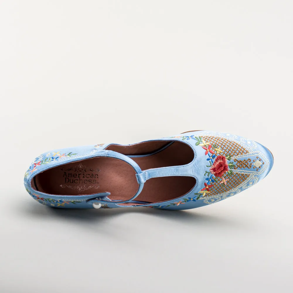 Daisy Women's Embroidered T-Straps (Blue)