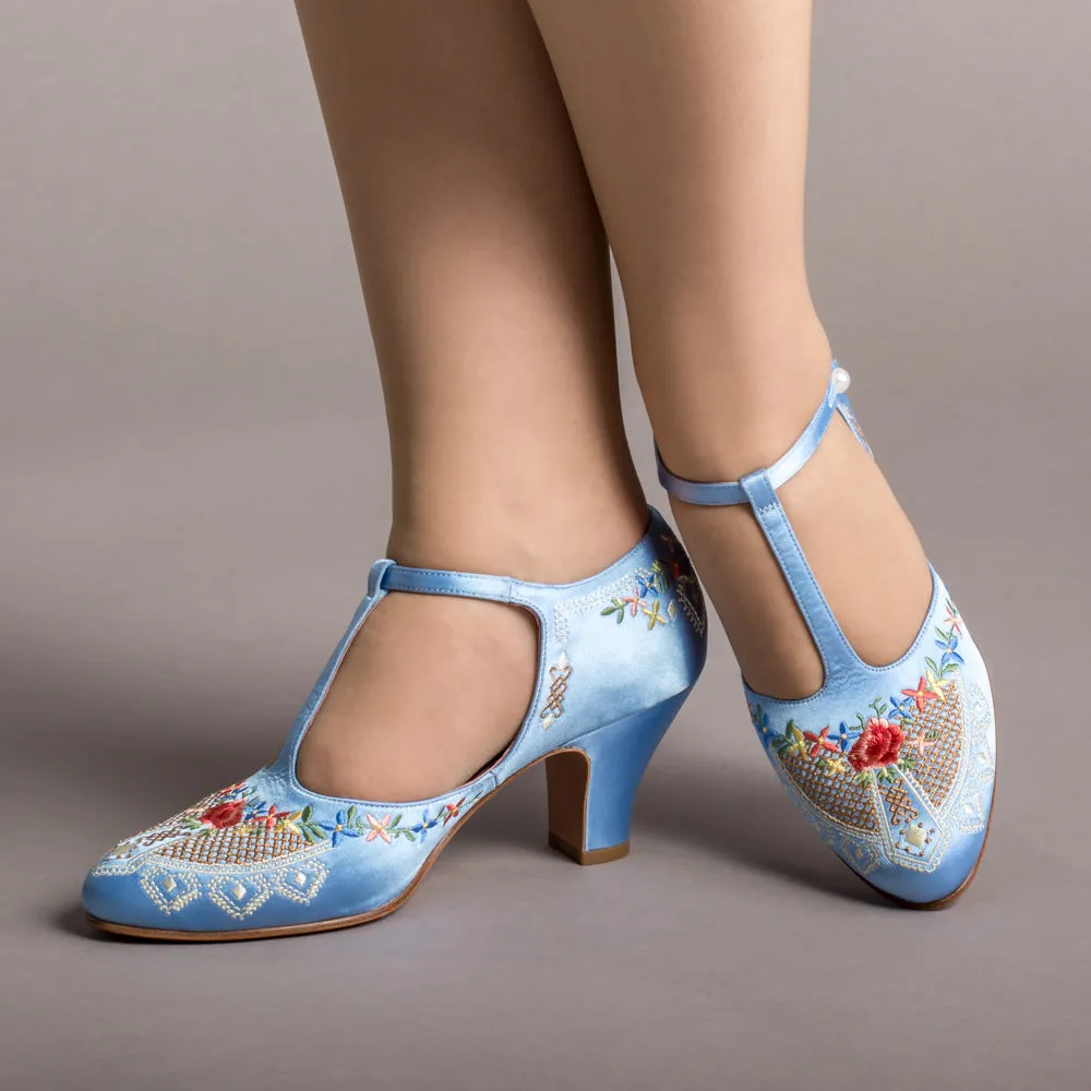 Daisy Women's Embroidered T-Straps (Blue)