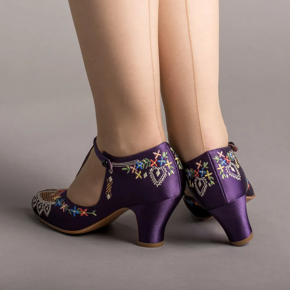 Daisy Women's Embroidered T-Straps (Purple)