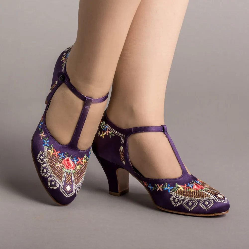 Daisy Women's Embroidered T-Straps (Purple)