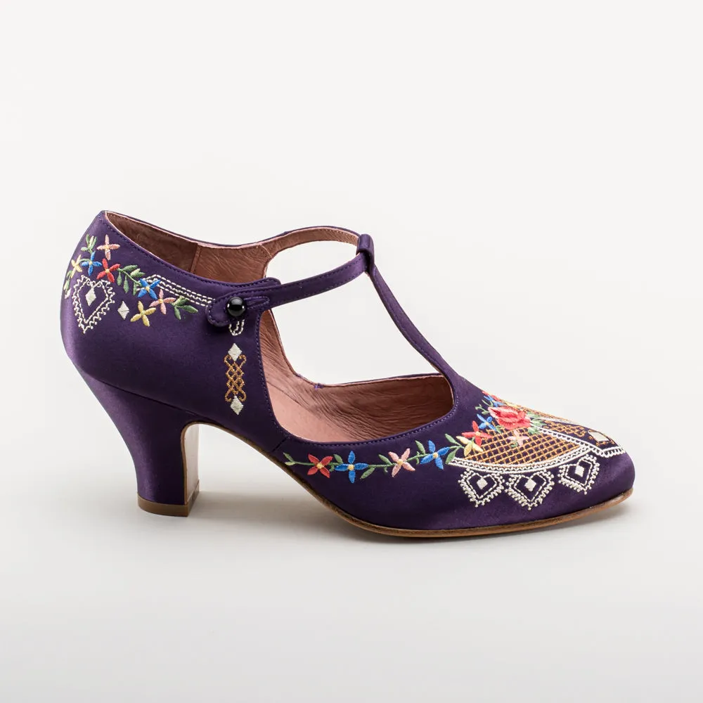 Daisy Women's Embroidered T-Straps (Purple)