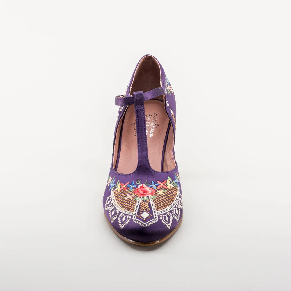 Daisy Women's Embroidered T-Straps (Purple)