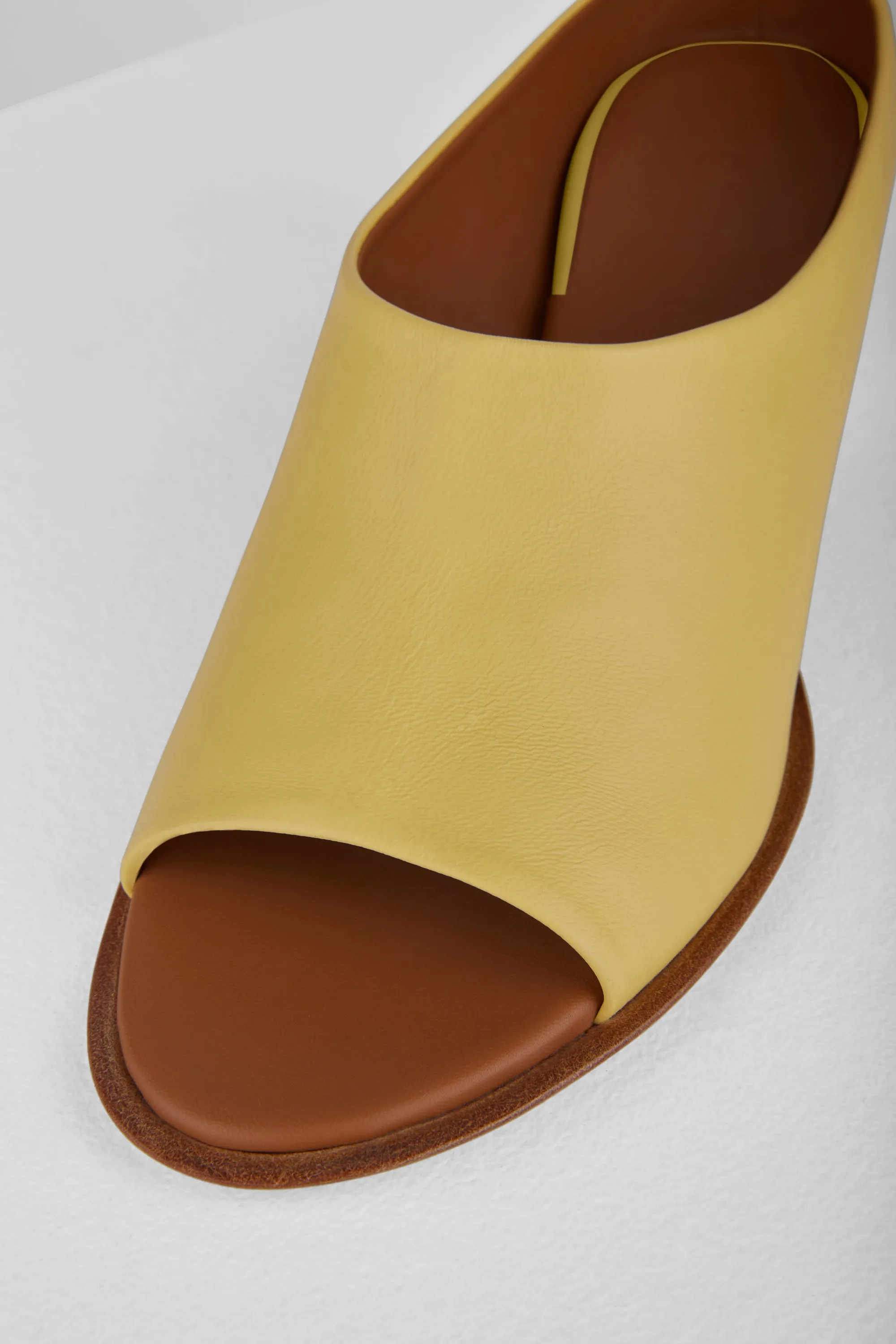 Egg Sandals in Sole
