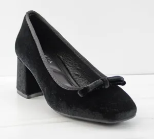 Elba 88 Women's Closed Toe Bow Embellished Block Heel