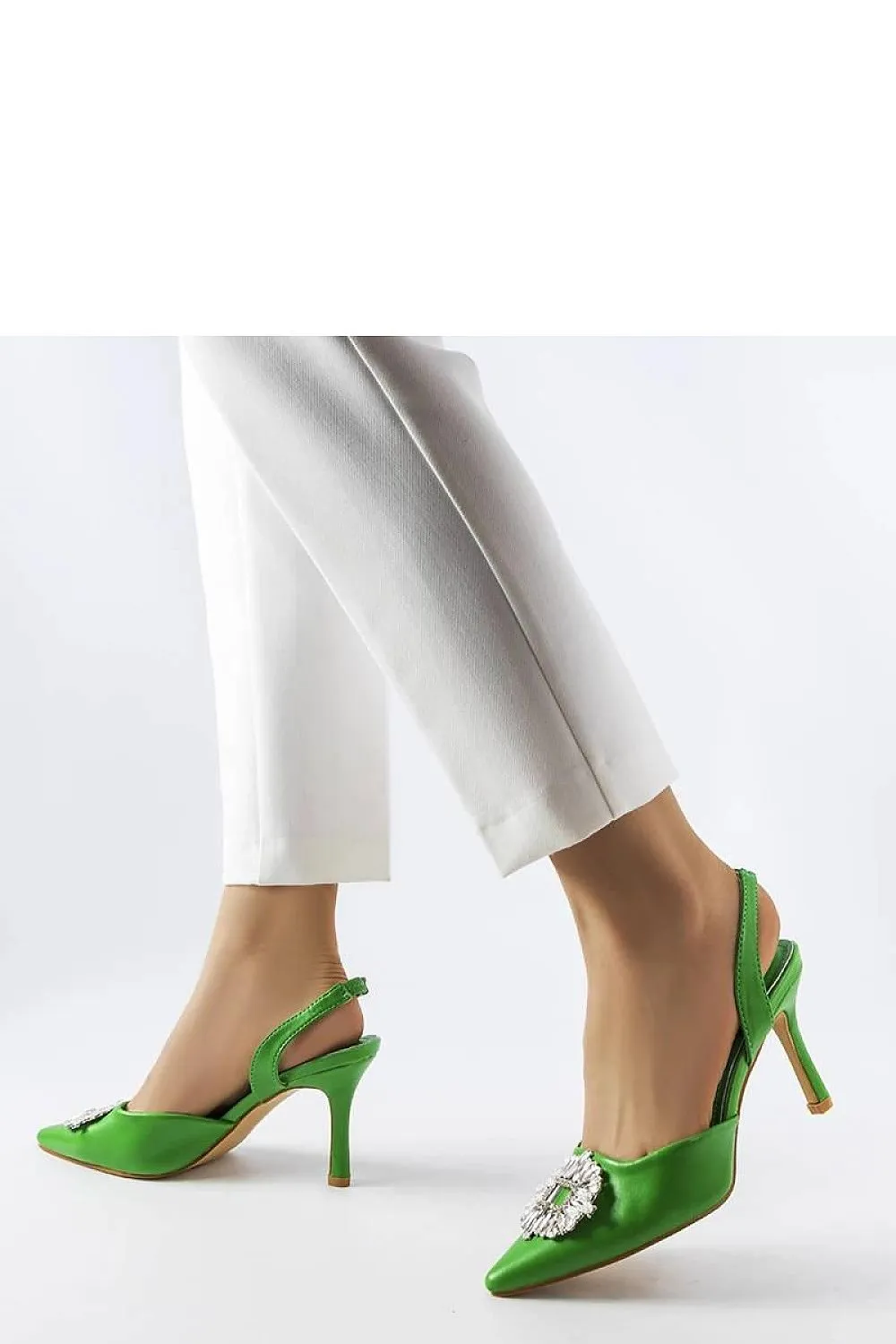 Elegant green pumps with zircons