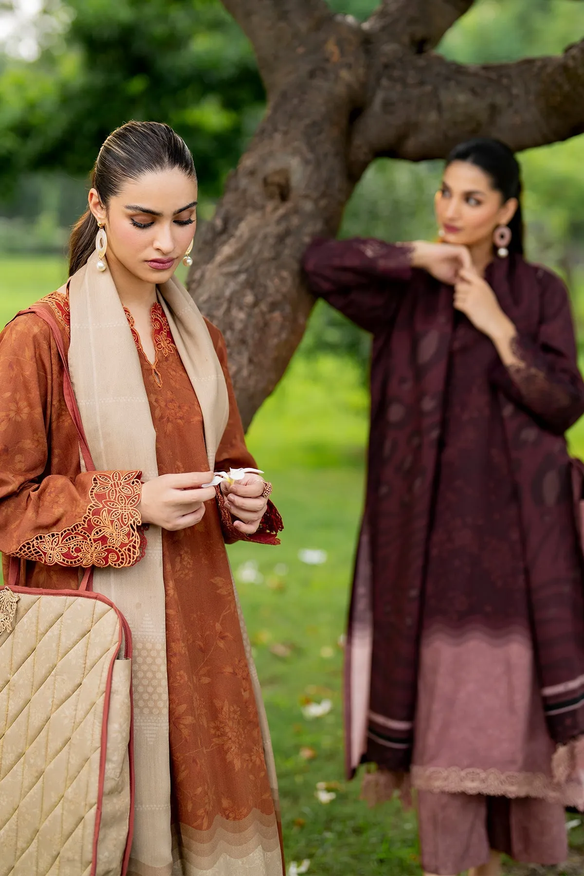 EMBROIDERED VISCOSE SF-720