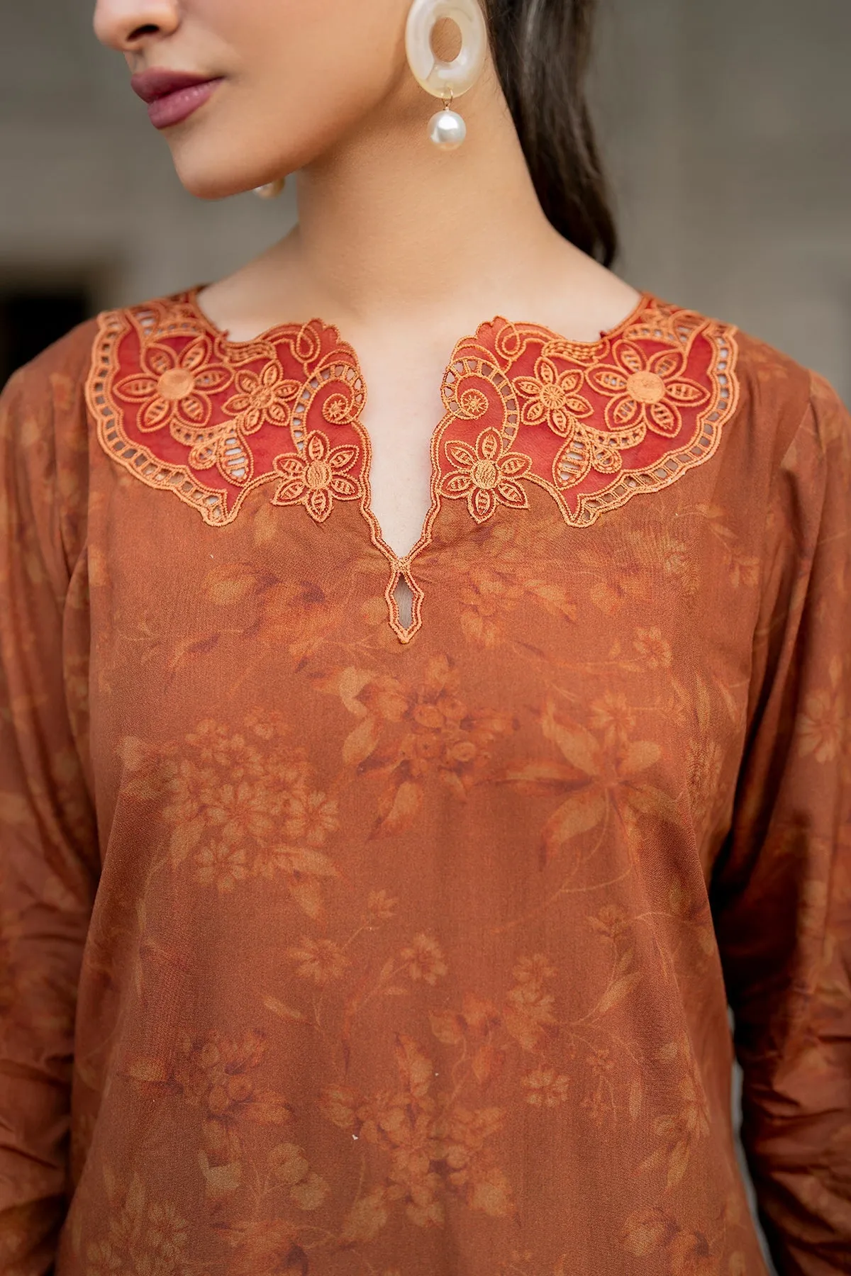 EMBROIDERED VISCOSE SF-720