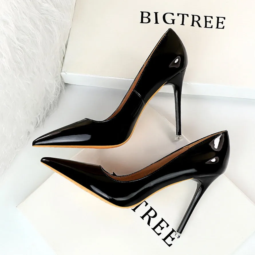 Fashionable glossy patent leather slim high heels, sexy pointed shallow mouthed women's high heels, luxurious design, women's sandals, high heels