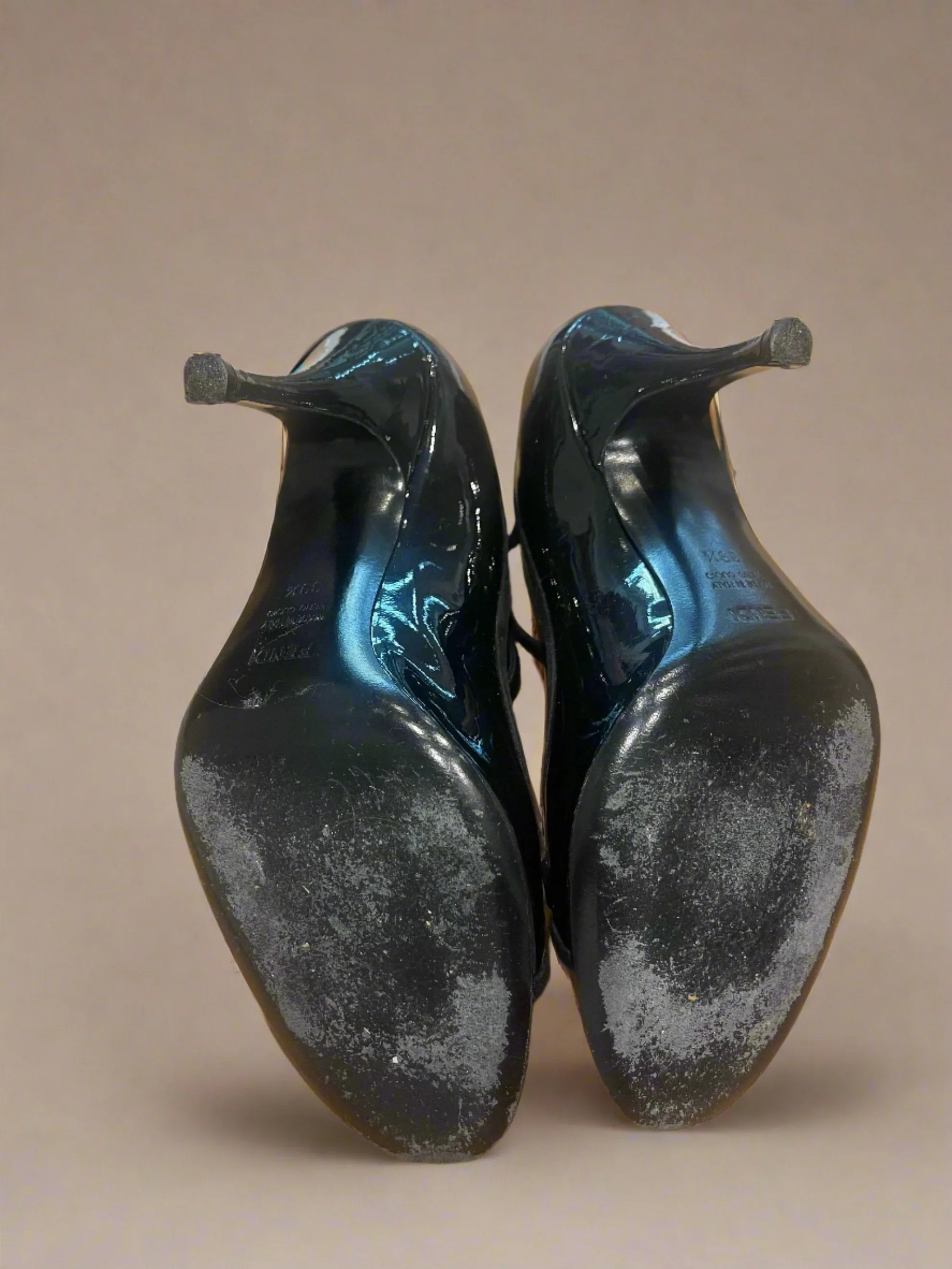 Fendi Patent Leather Heels: Elegant Size 39.5