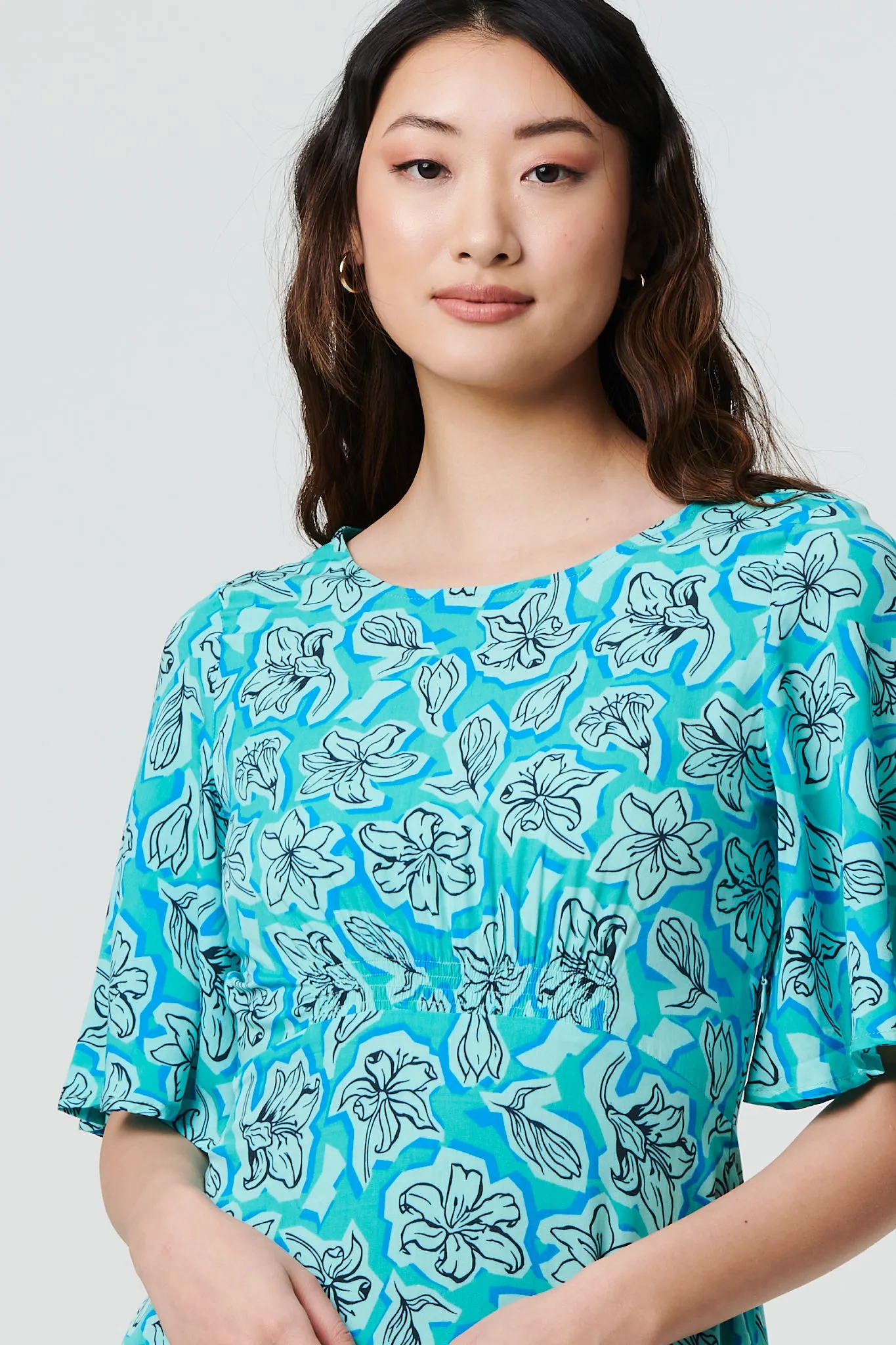 Floral 1/2 Flare Sleeve Midi Dress
