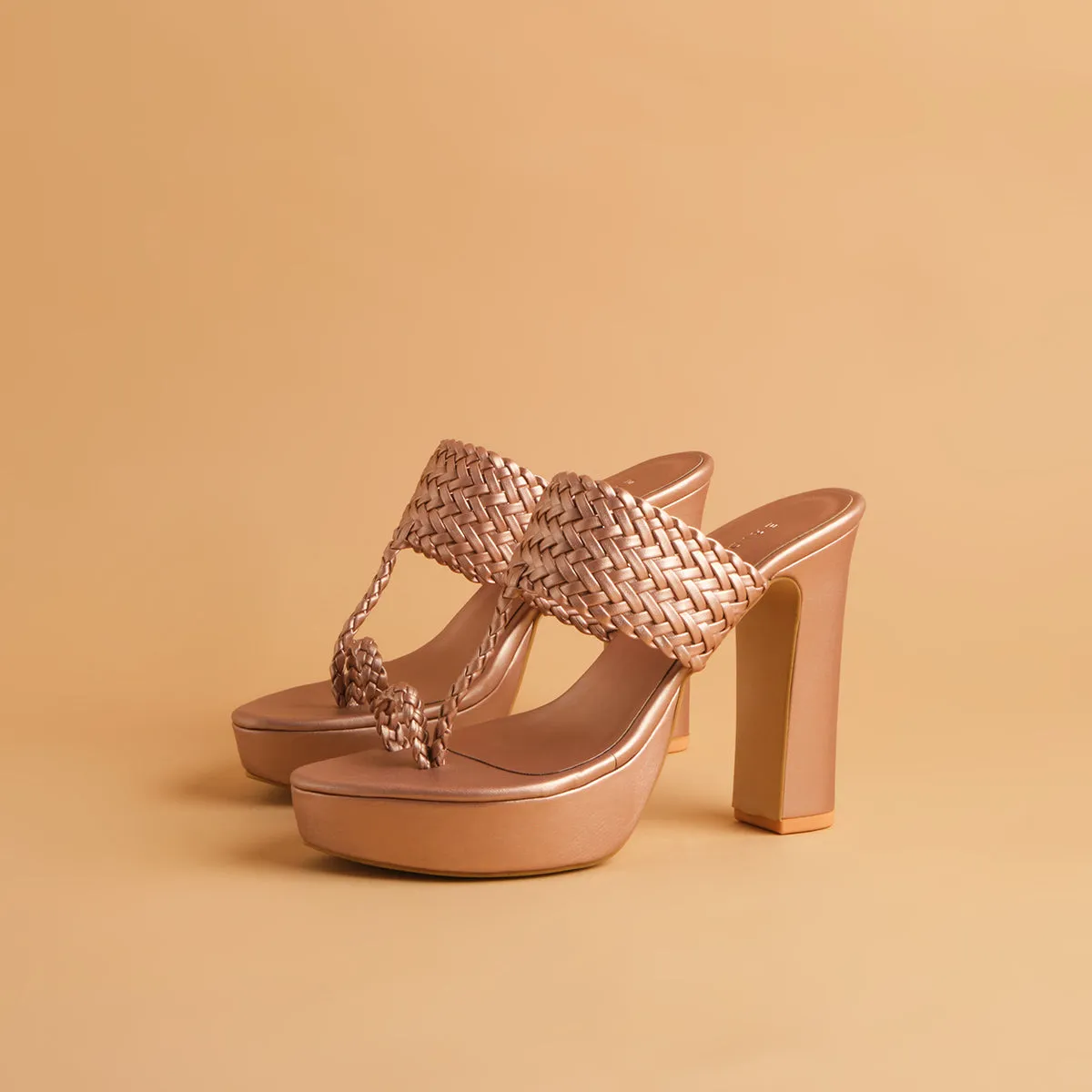 Frida Kolhapuri Heels