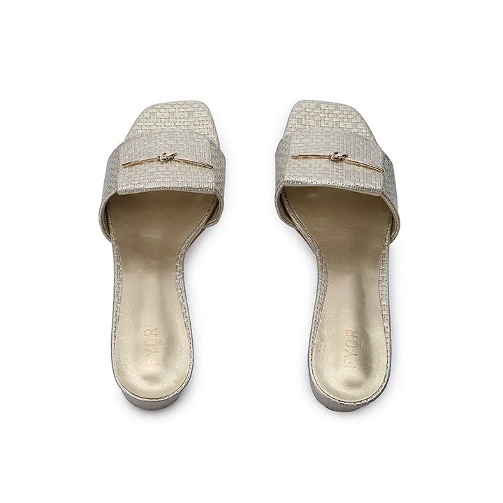 Gold Accent Mule HL 220