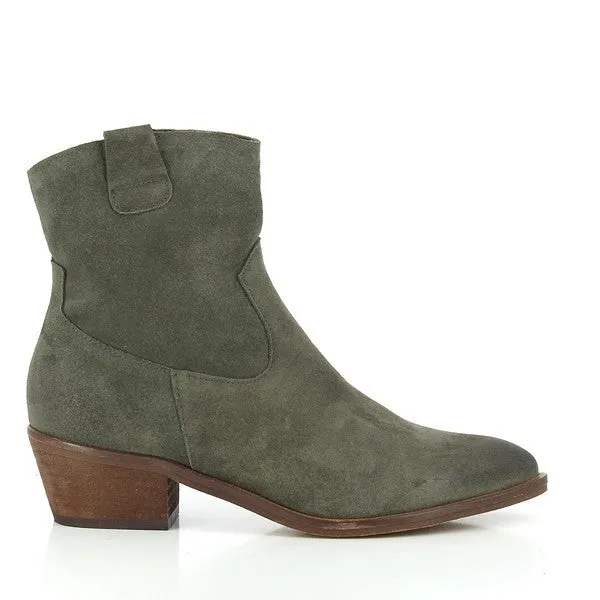 Igualados 17237 Khaki Ankle Boots