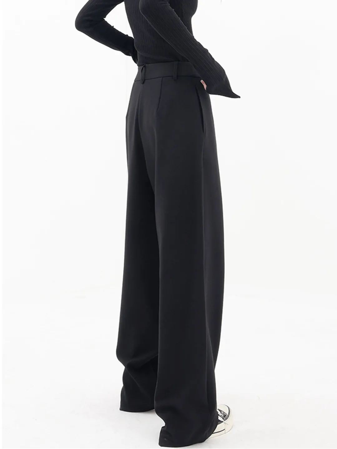 JULIA | Asymmetrical pant