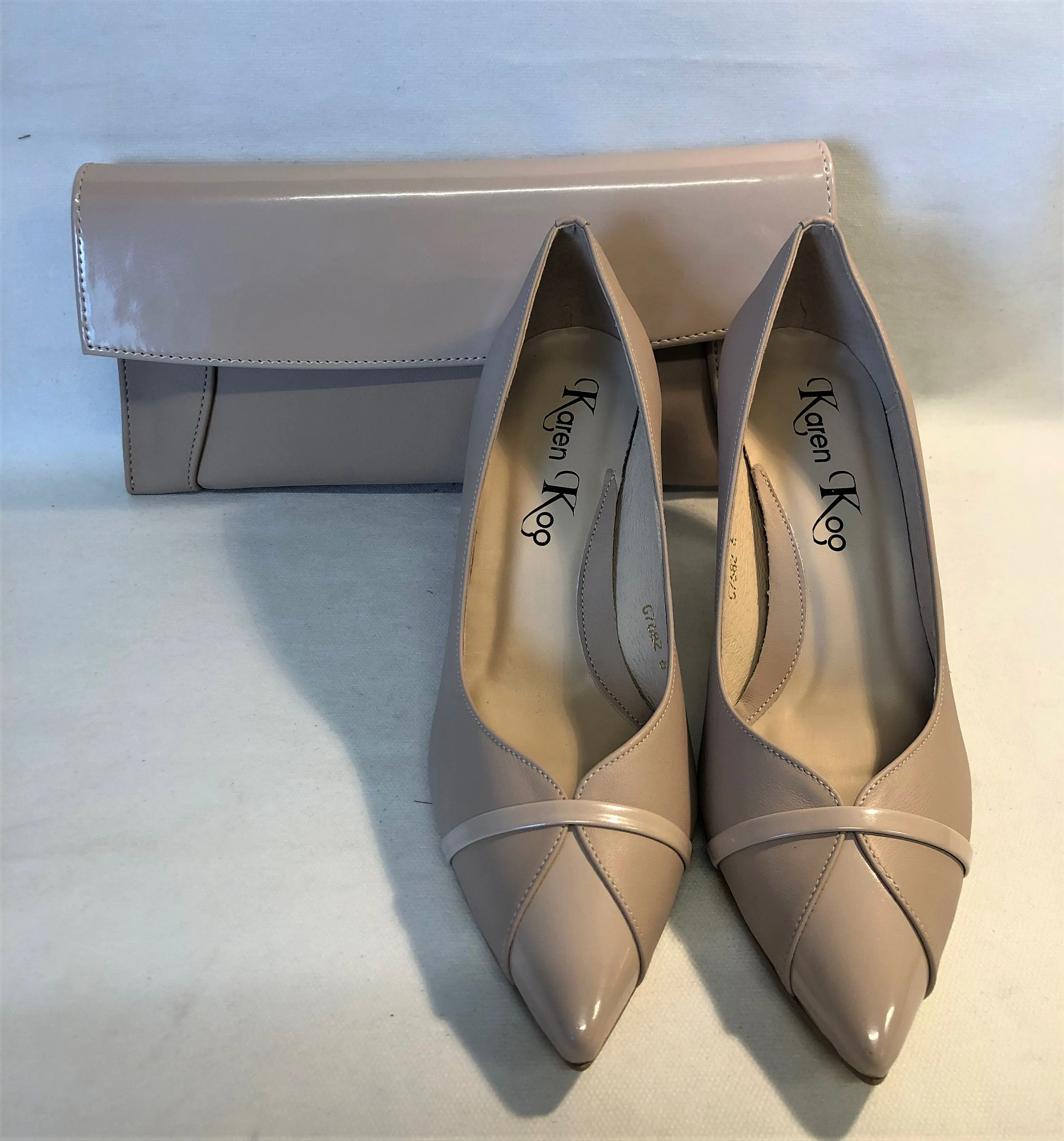 Karen Koo 7682442BE- Court Shoe