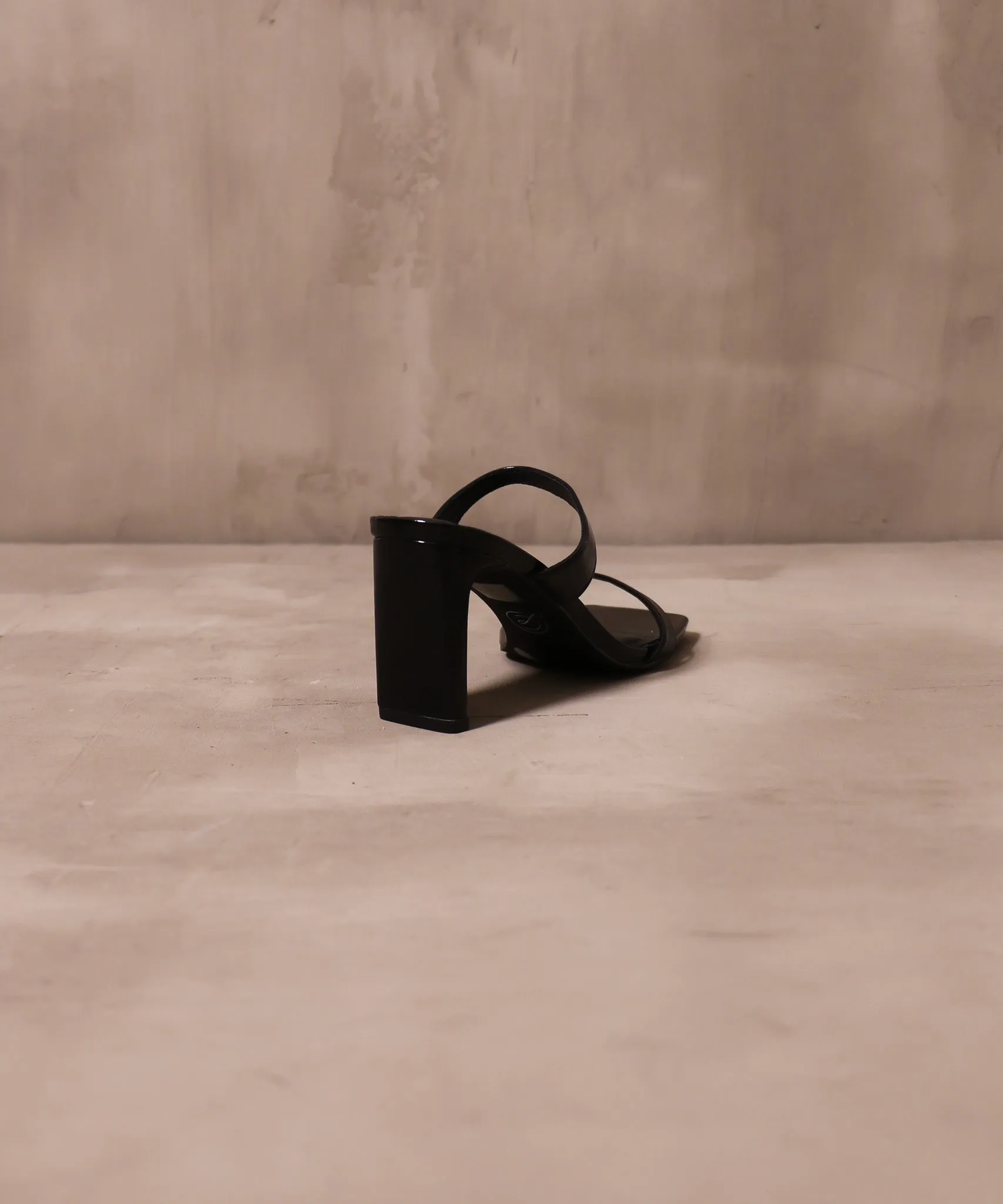 LADIES NIGHT HEEL