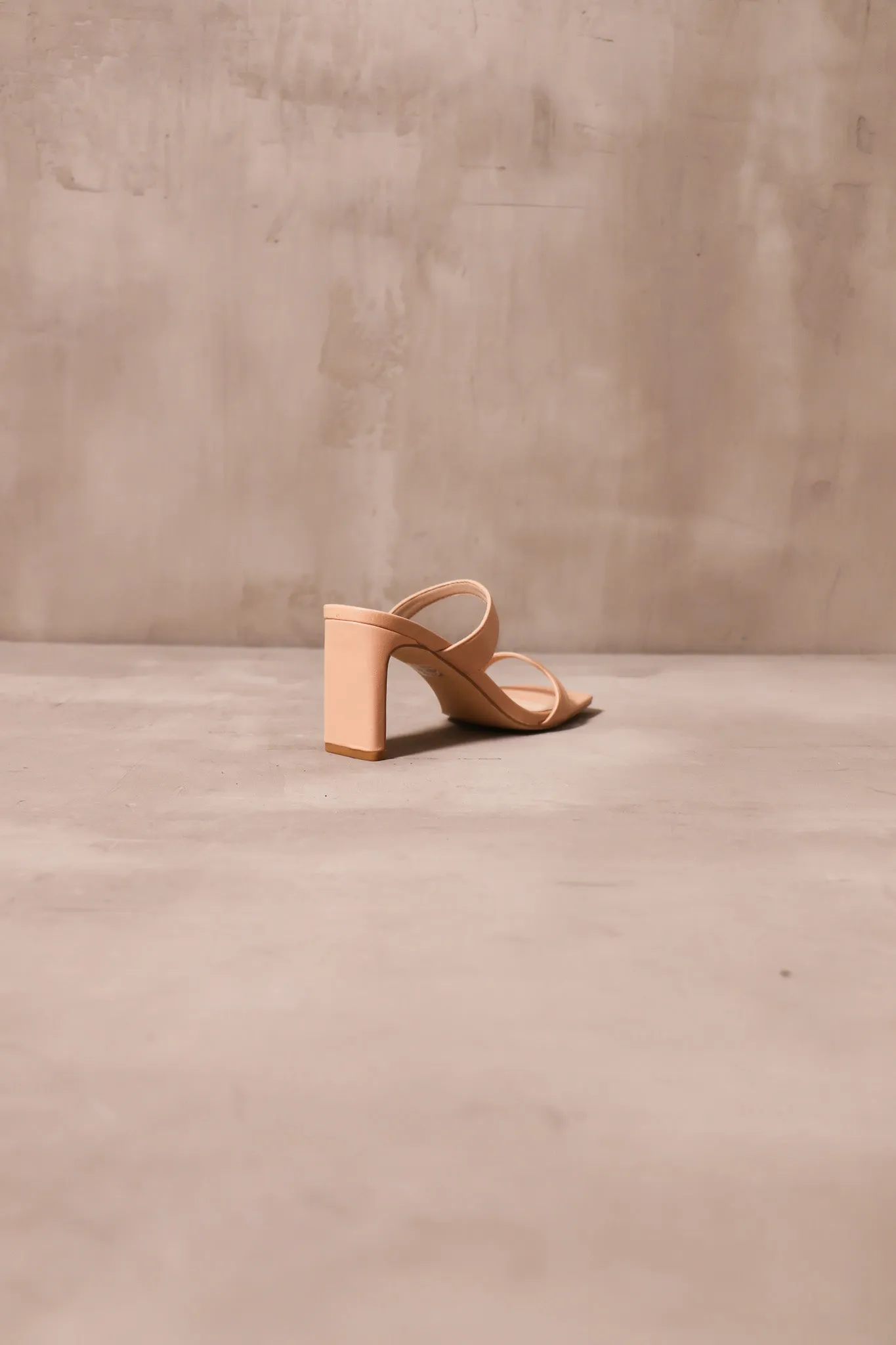 LADIES NIGHT HEEL
