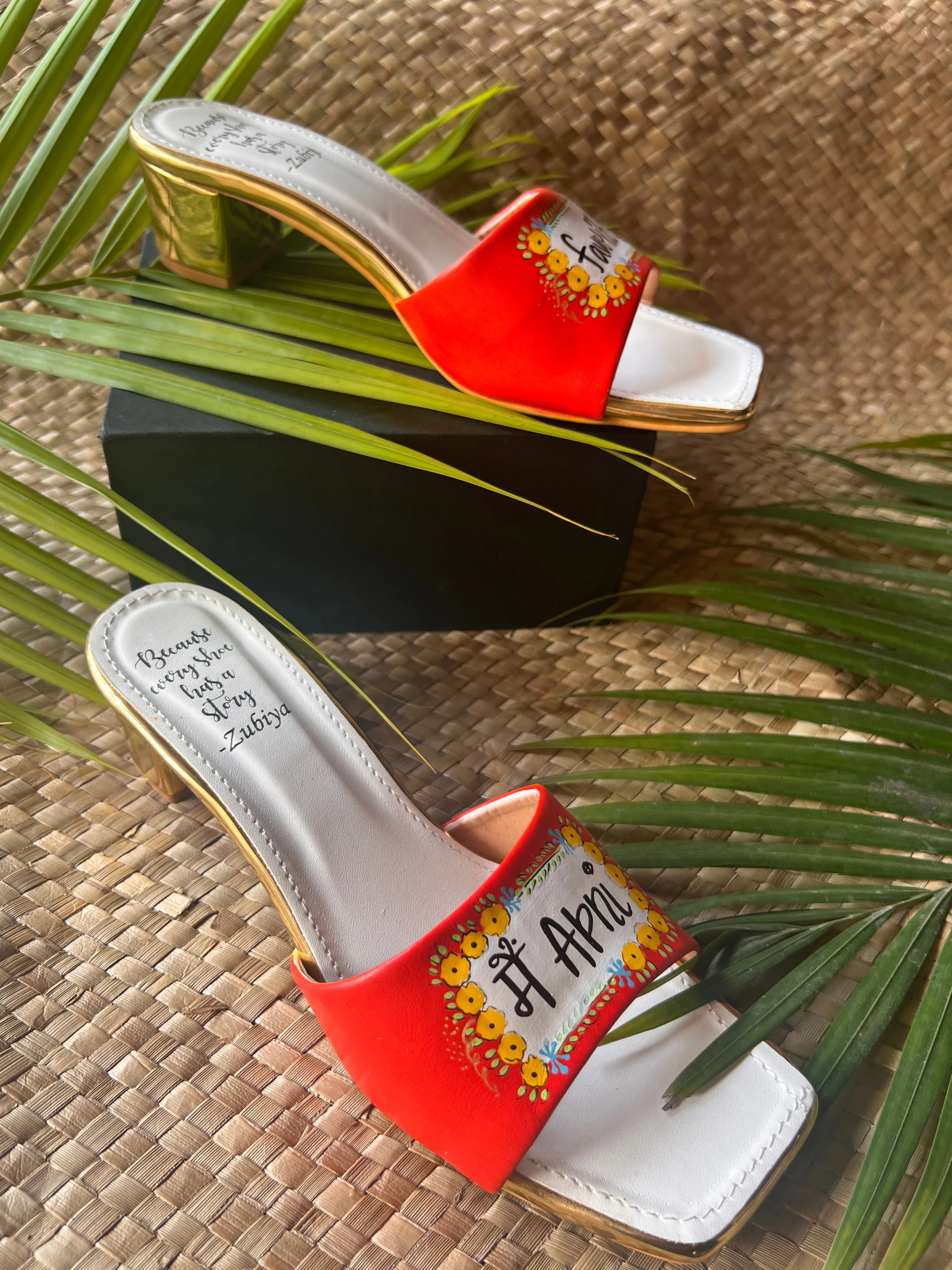 Mein apni favorite hun red heels