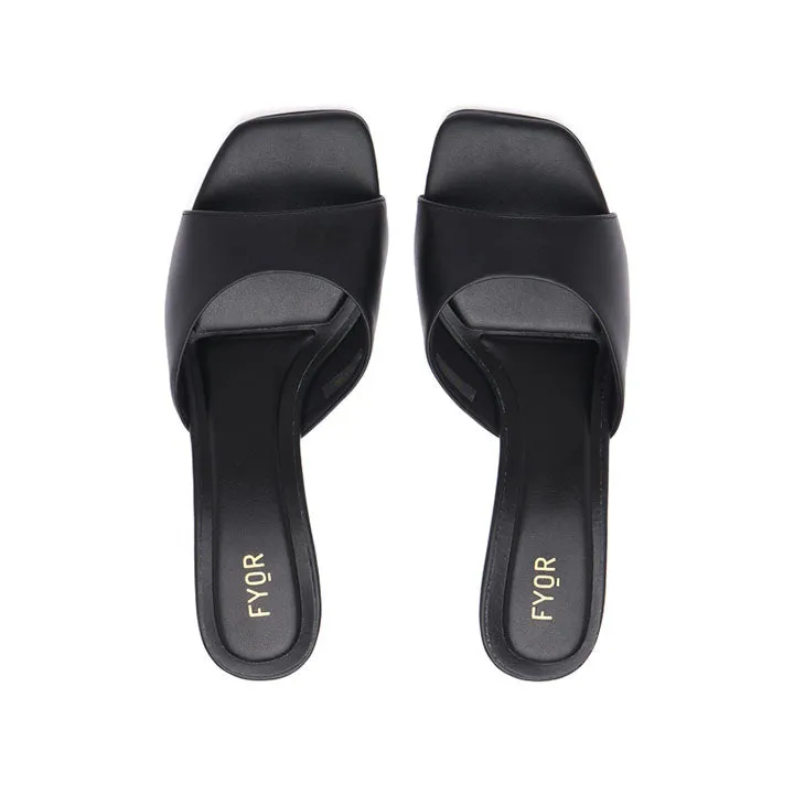 Modern Minimalist Mule BDV 109