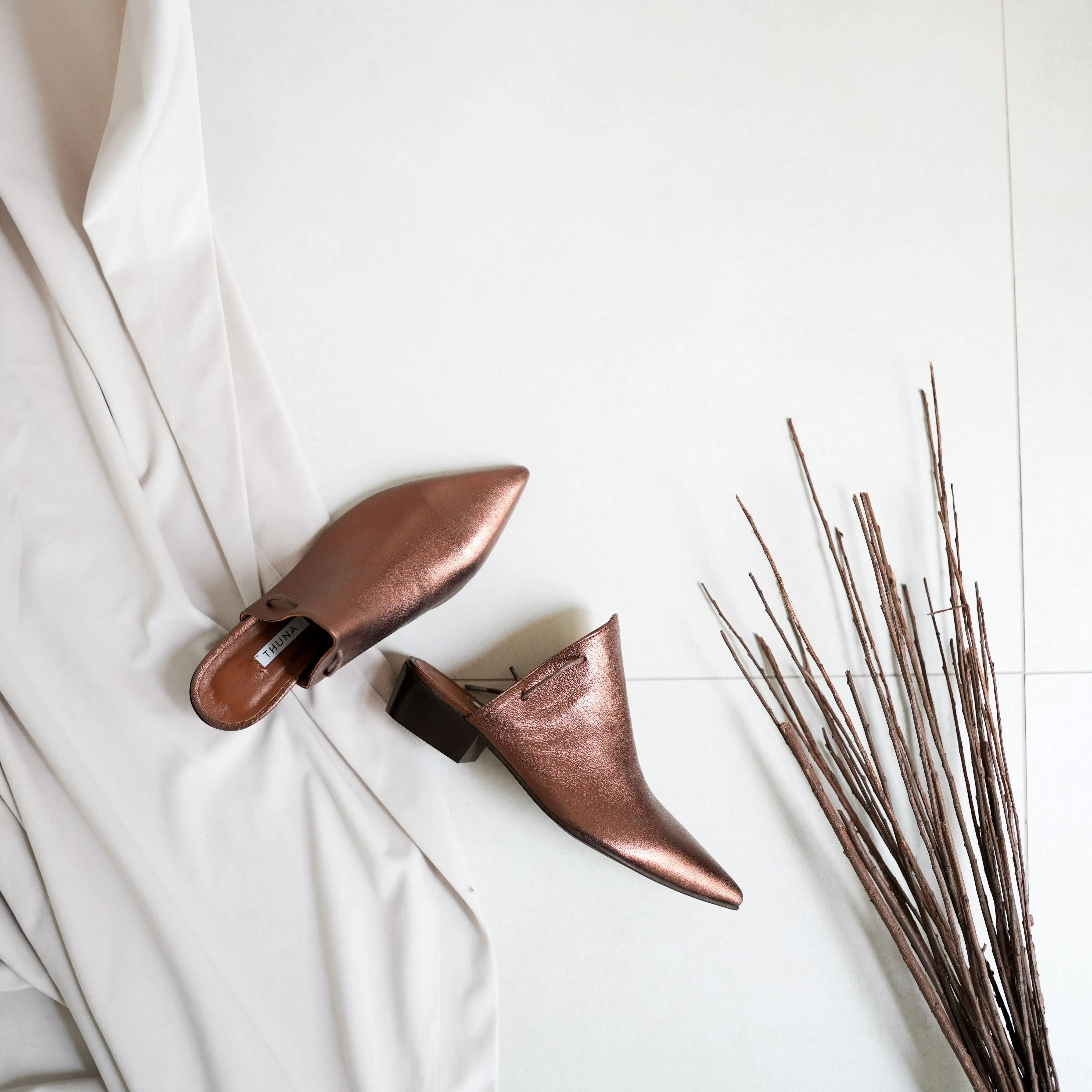 Nawa copper sandal