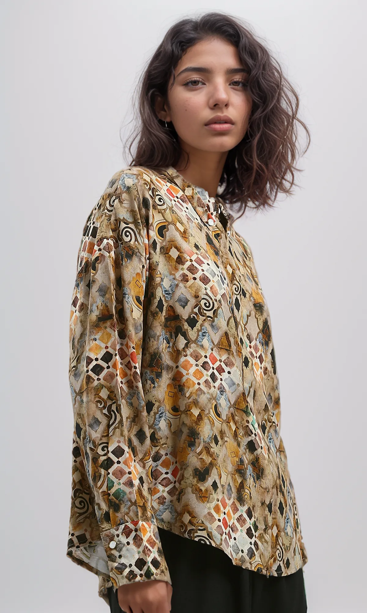 O191929 Buttons Down Gold & Black Long Sleeves Evening Shirt