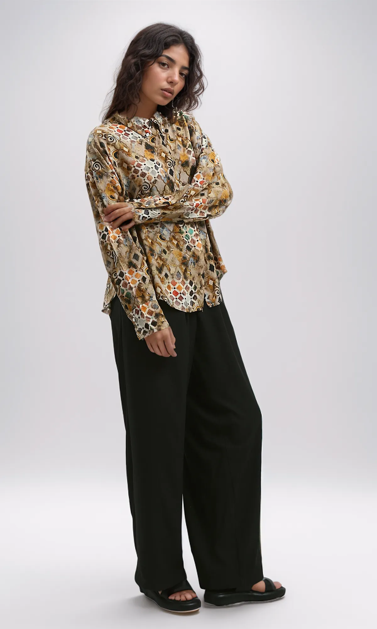 O191929 Buttons Down Gold & Black Long Sleeves Evening Shirt
