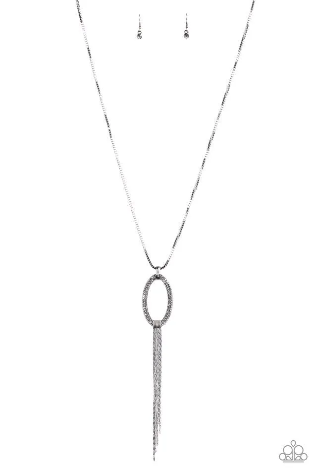 Paparazzi Necklace ~ Head OVAL Heels - Black