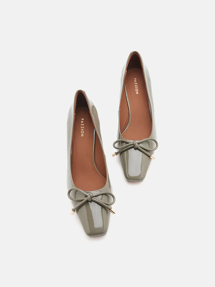Quinella Bow Patent Heels