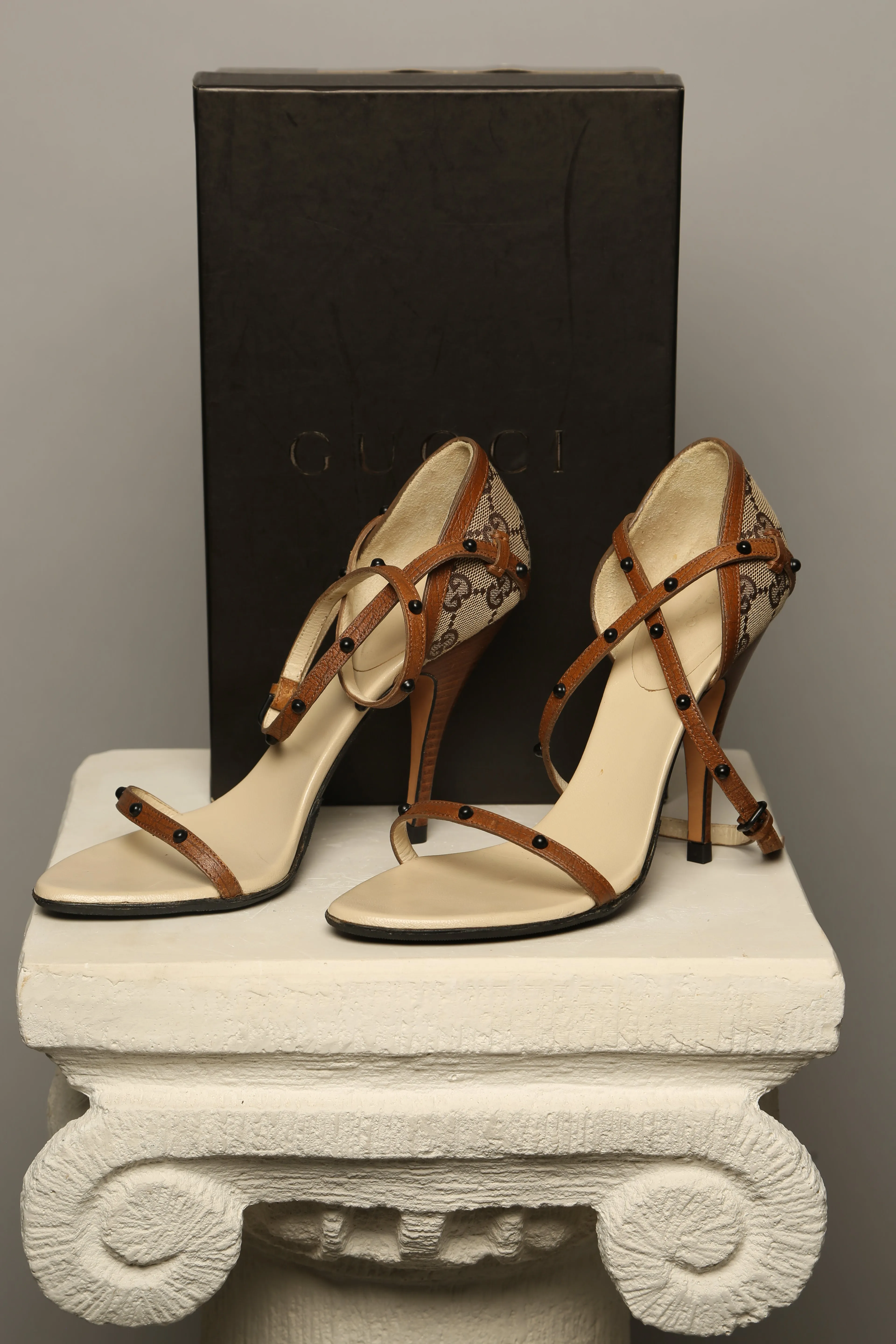 Rare GUCCI Monogram Sandals