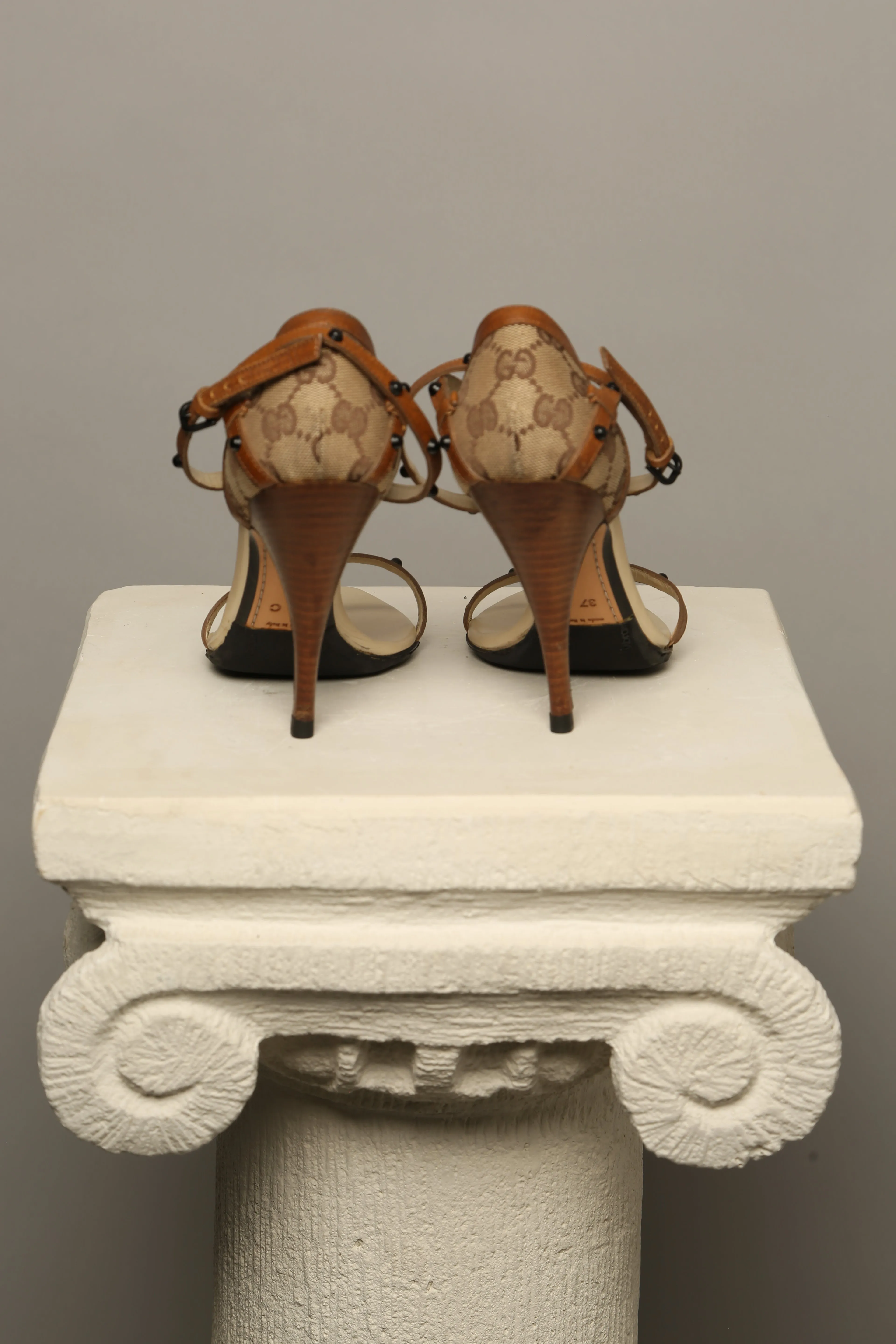 Rare GUCCI Monogram Sandals
