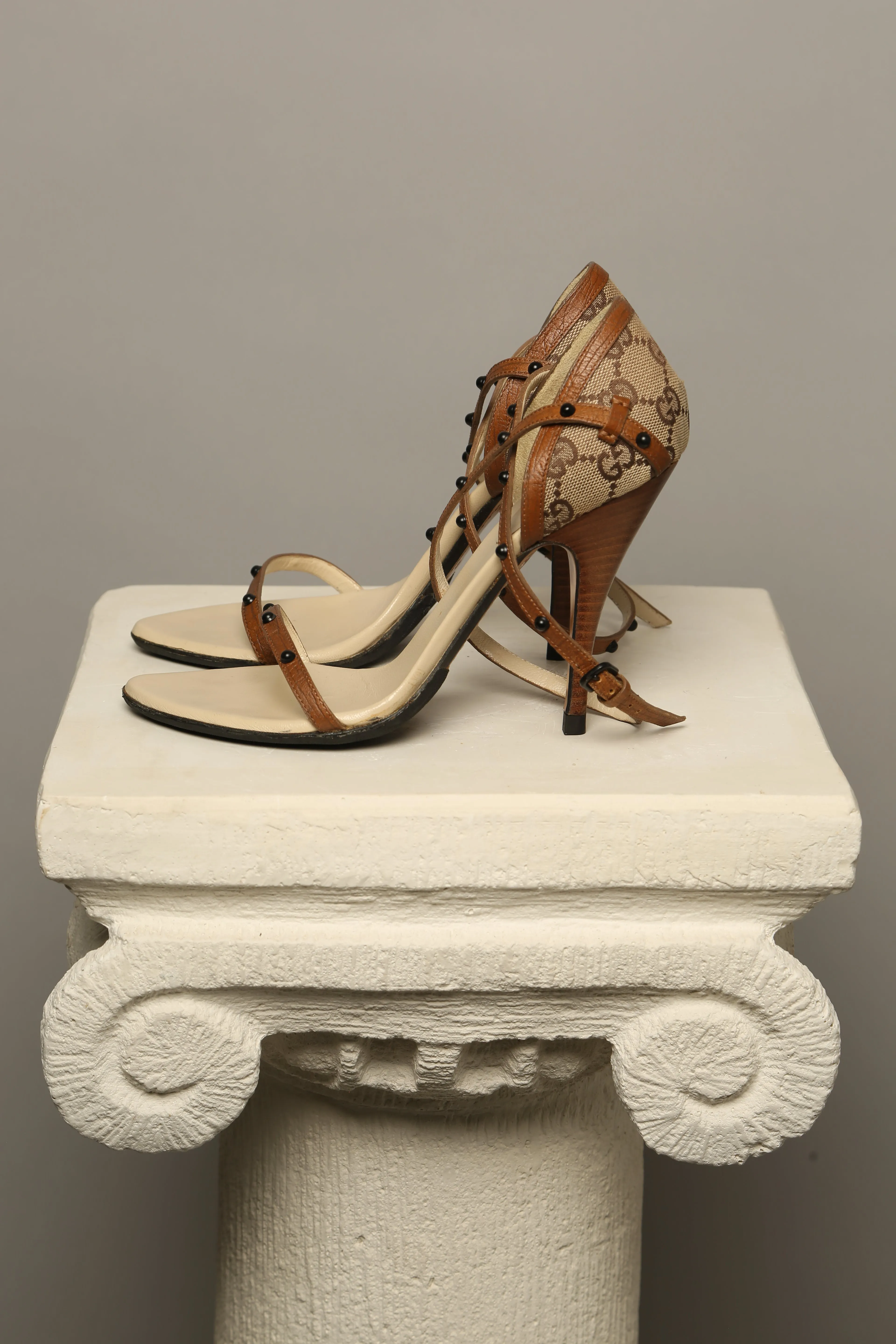 Rare GUCCI Monogram Sandals